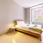Appartement Guestready - Newly Renovated Chiado Haven *
