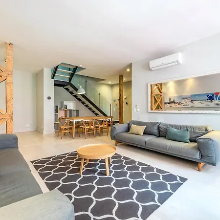 Guestready - Newly Renovated Chiado Haven Apartamento